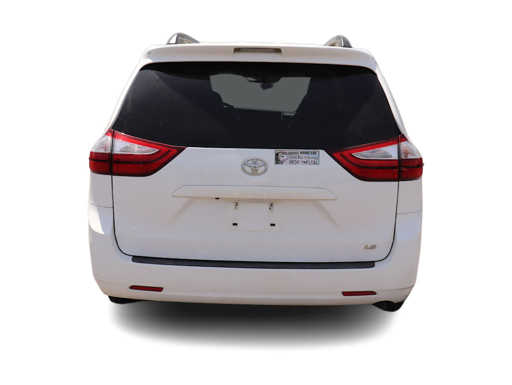 Thumbnail: 2015 Toyota Sienna - 5