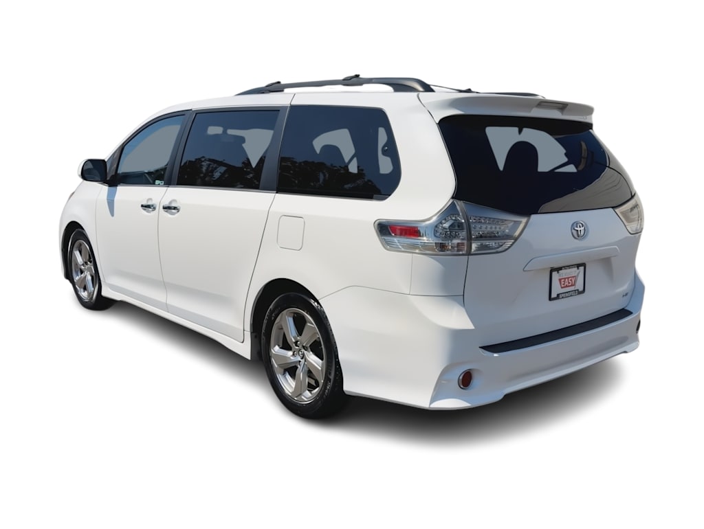 Thumbnail: 2014 Toyota Sienna - 4