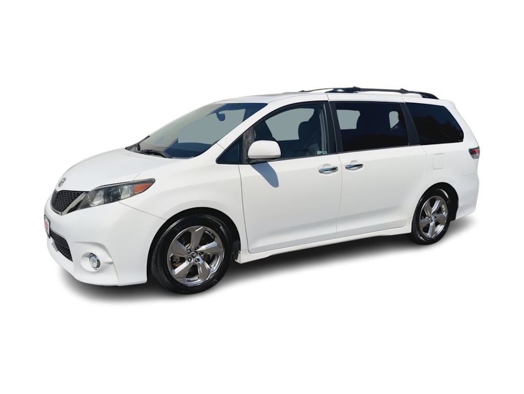 Thumbnail: 2014 Toyota Sienna - 3