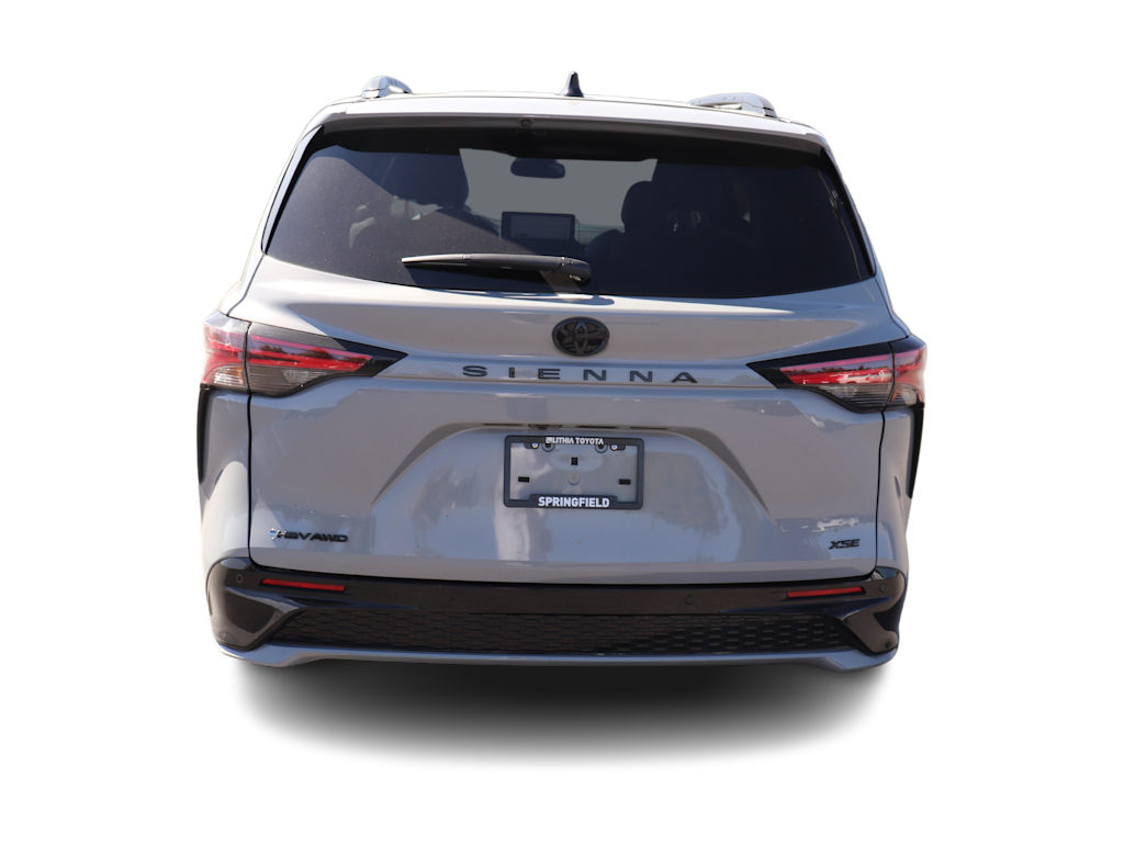 Thumbnail: 2026 Toyota Sienna - 5