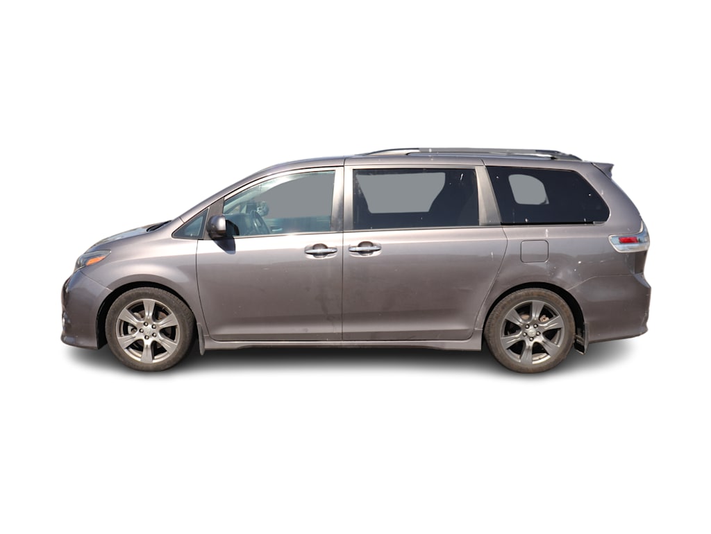 Thumbnail: 2017 Toyota Sienna - 3
