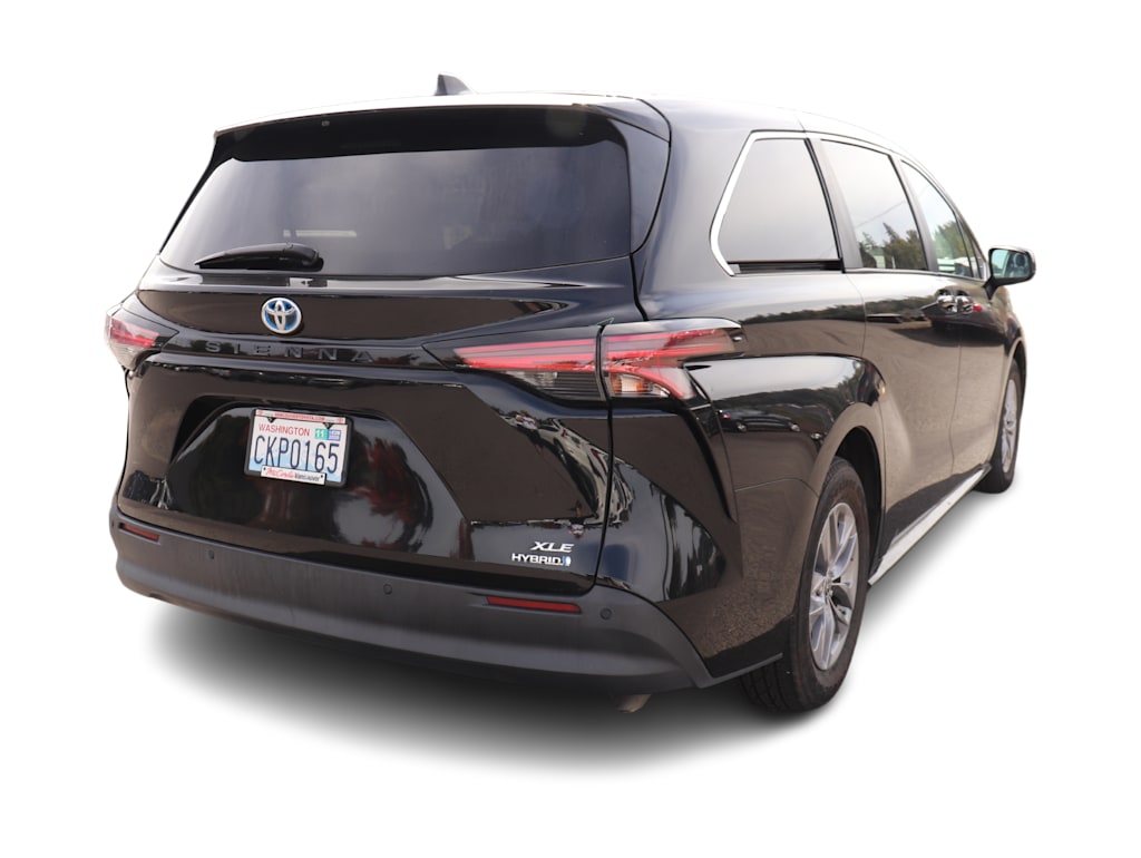 Thumbnail: 2022 Toyota Sienna - 11