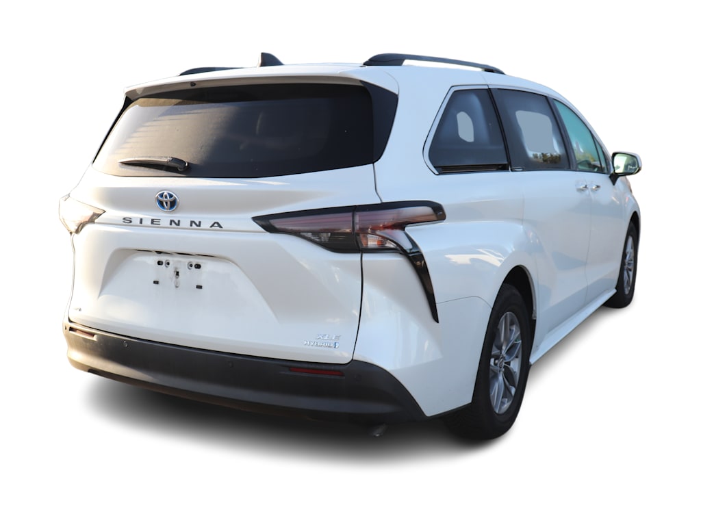Thumbnail: 2023 Toyota Sienna - 11