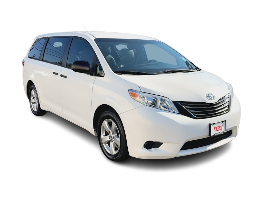 Thumbnail: 2015 Toyota Sienna - 21