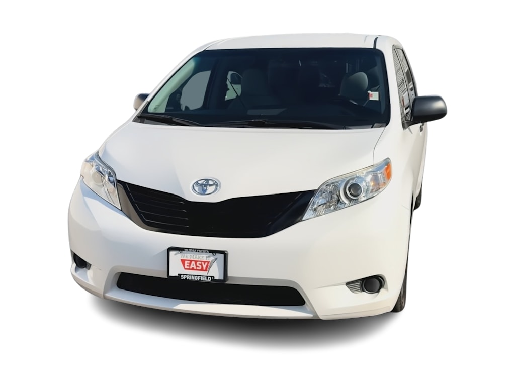 Thumbnail: 2015 Toyota Sienna - 6