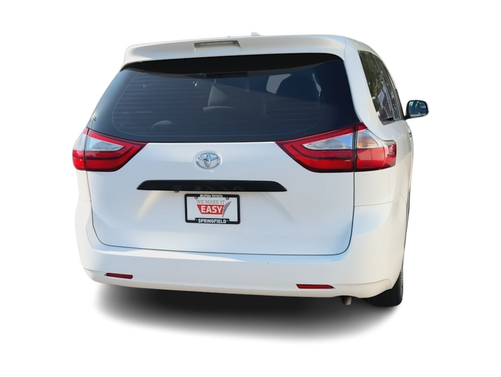 Thumbnail: 2015 Toyota Sienna - 5