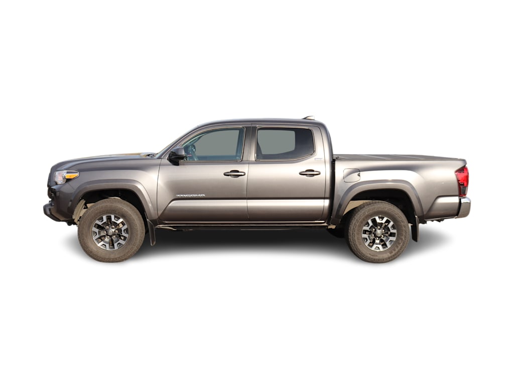Thumbnail: 2021 Toyota Tacoma - 3
