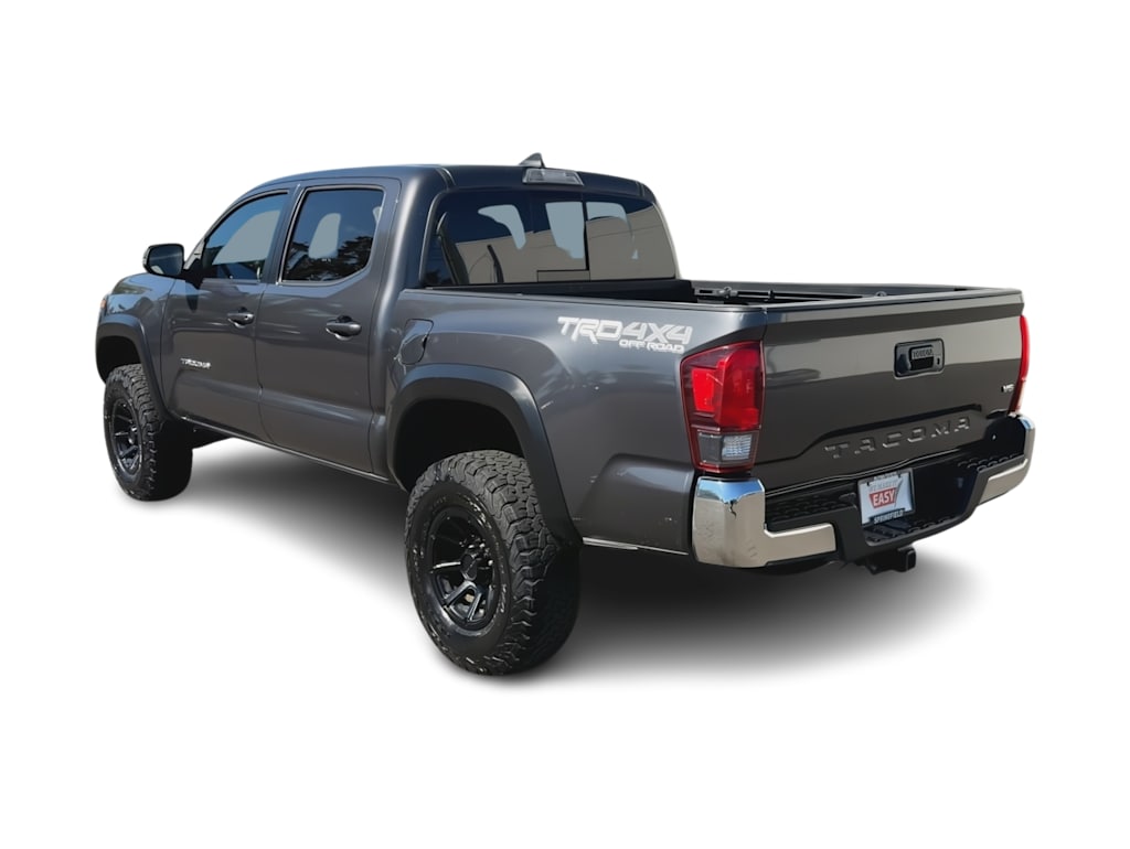 Thumbnail: 2019 Toyota Tacoma - 4