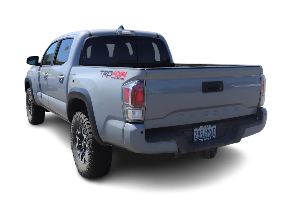 Thumbnail: 2020 Toyota Tacoma - 3