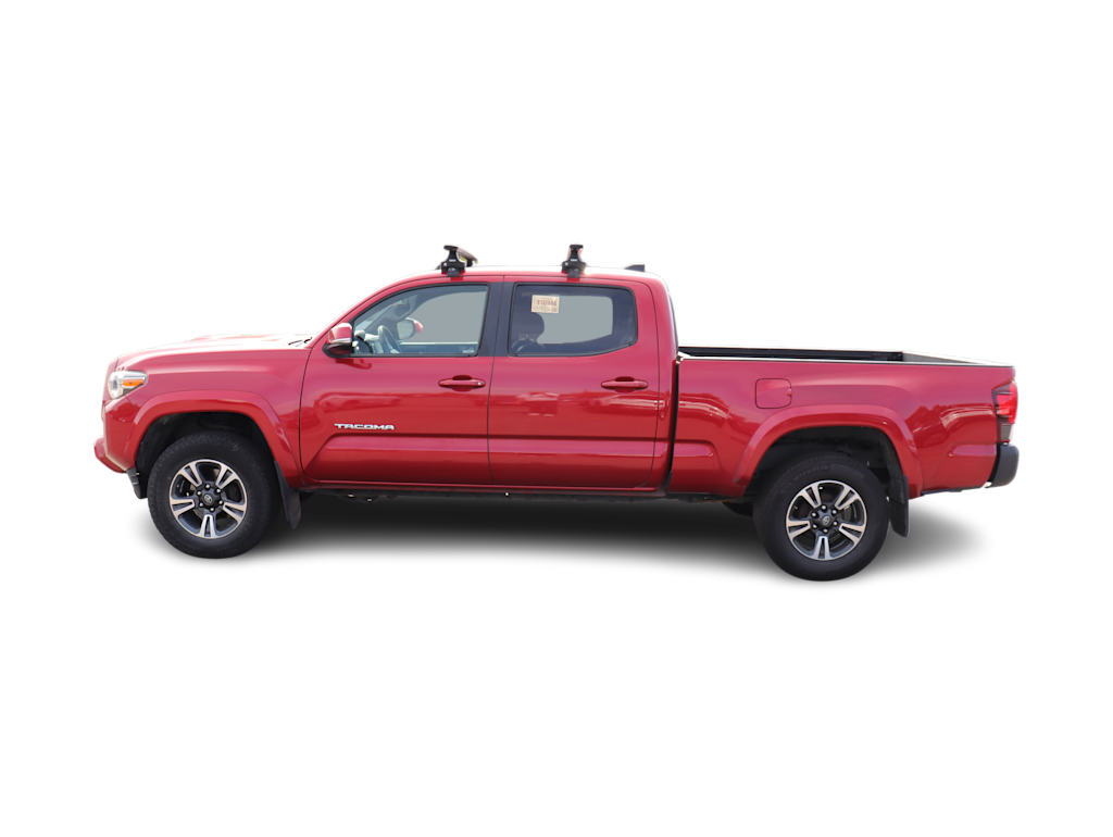 Thumbnail: 2018 Toyota Tacoma - 3