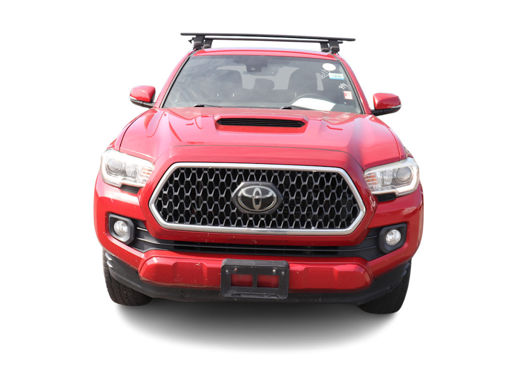 Thumbnail: 2018 Toyota Tacoma - 6