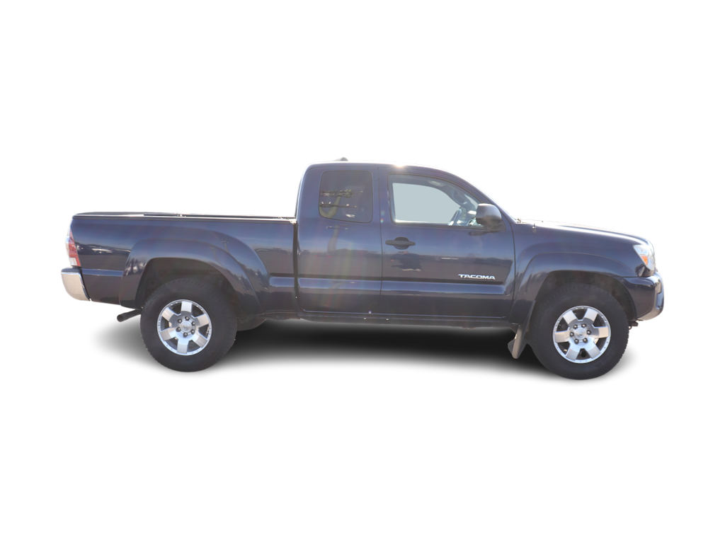 Thumbnail: 2012 Toyota Tacoma - 10