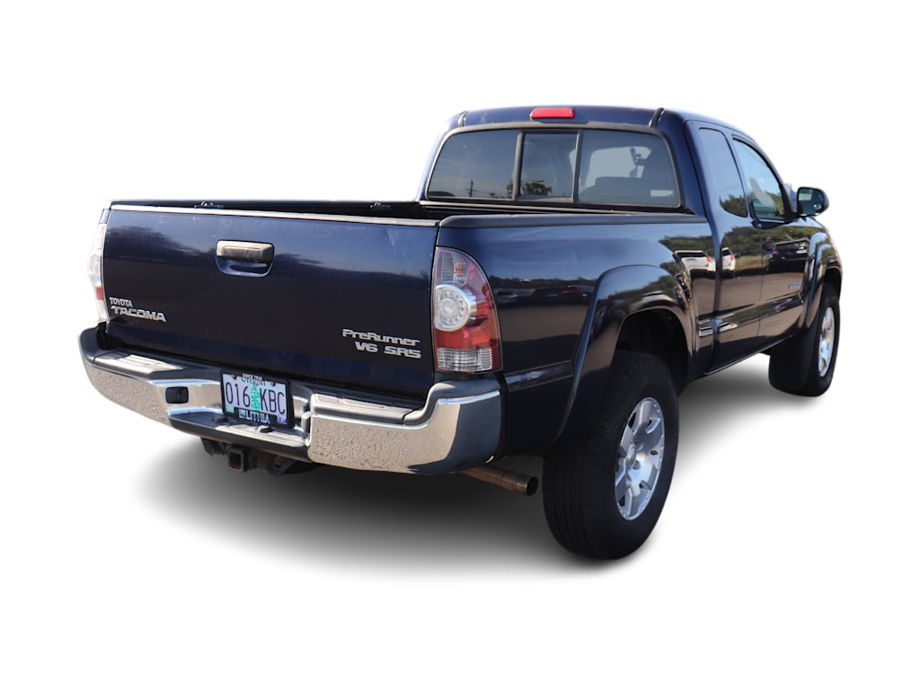 Thumbnail: 2012 Toyota Tacoma - 11