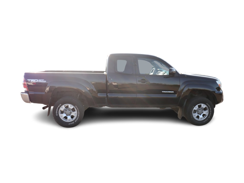 Thumbnail: 2013 Toyota Tacoma - 9