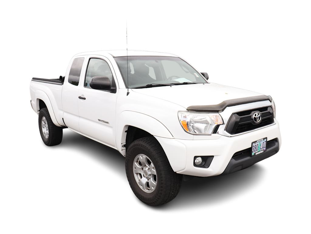Thumbnail: 2015 Toyota Tacoma - 8