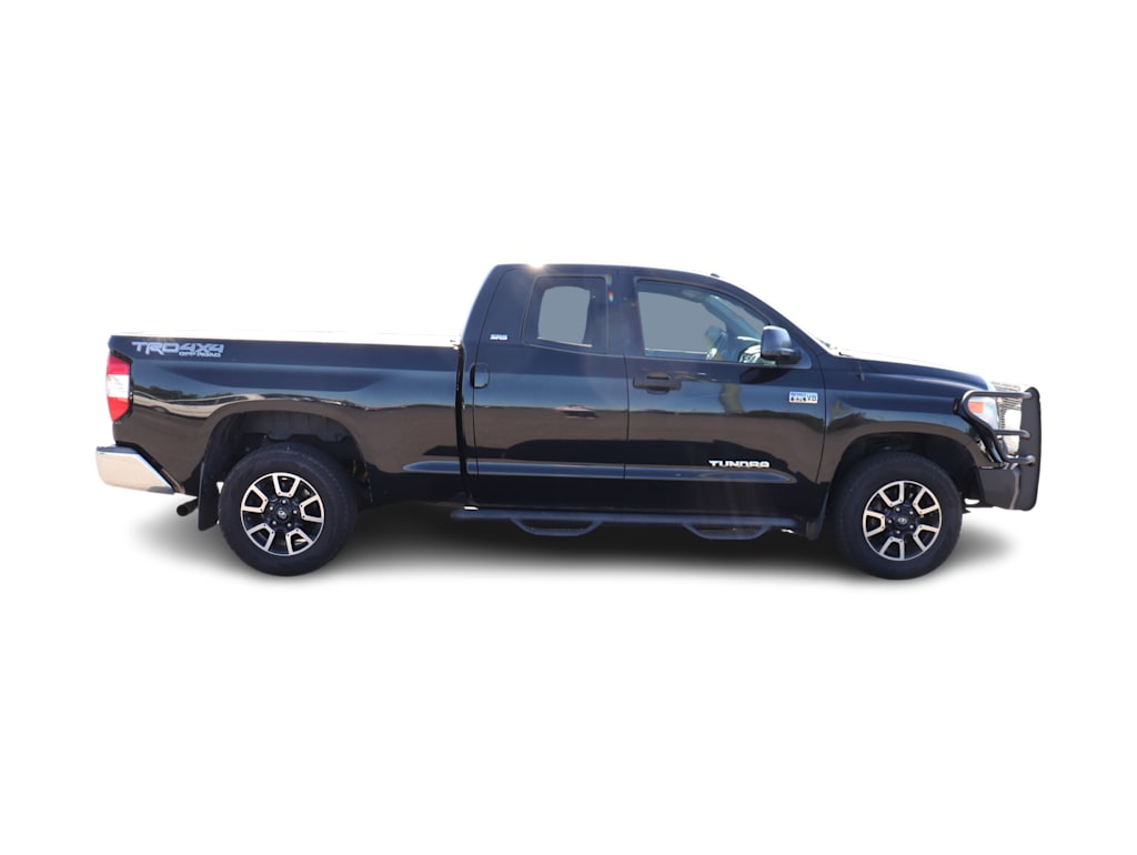 Thumbnail: 2015 Toyota Tundra - 3