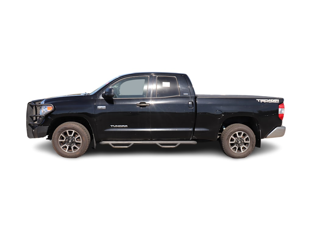 Thumbnail: 2015 Toyota Tundra - 11