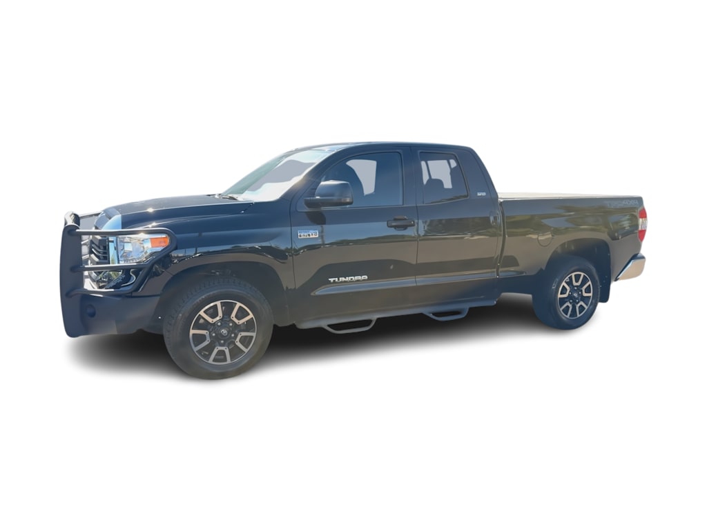 Thumbnail: 2015 Toyota Tundra - 3