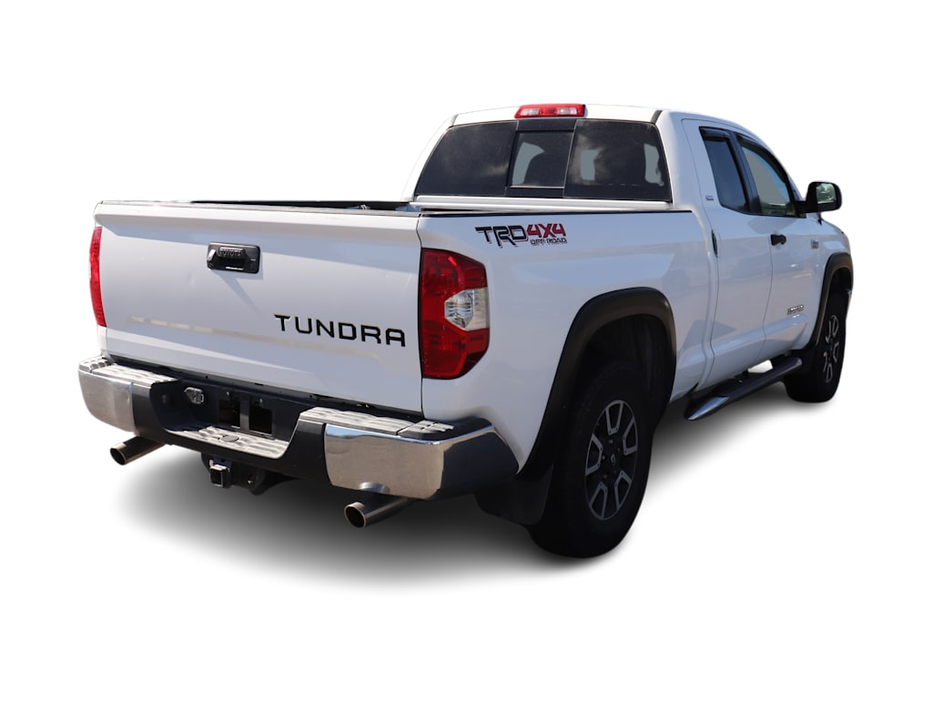 Thumbnail: 2015 Toyota Tundra - 11