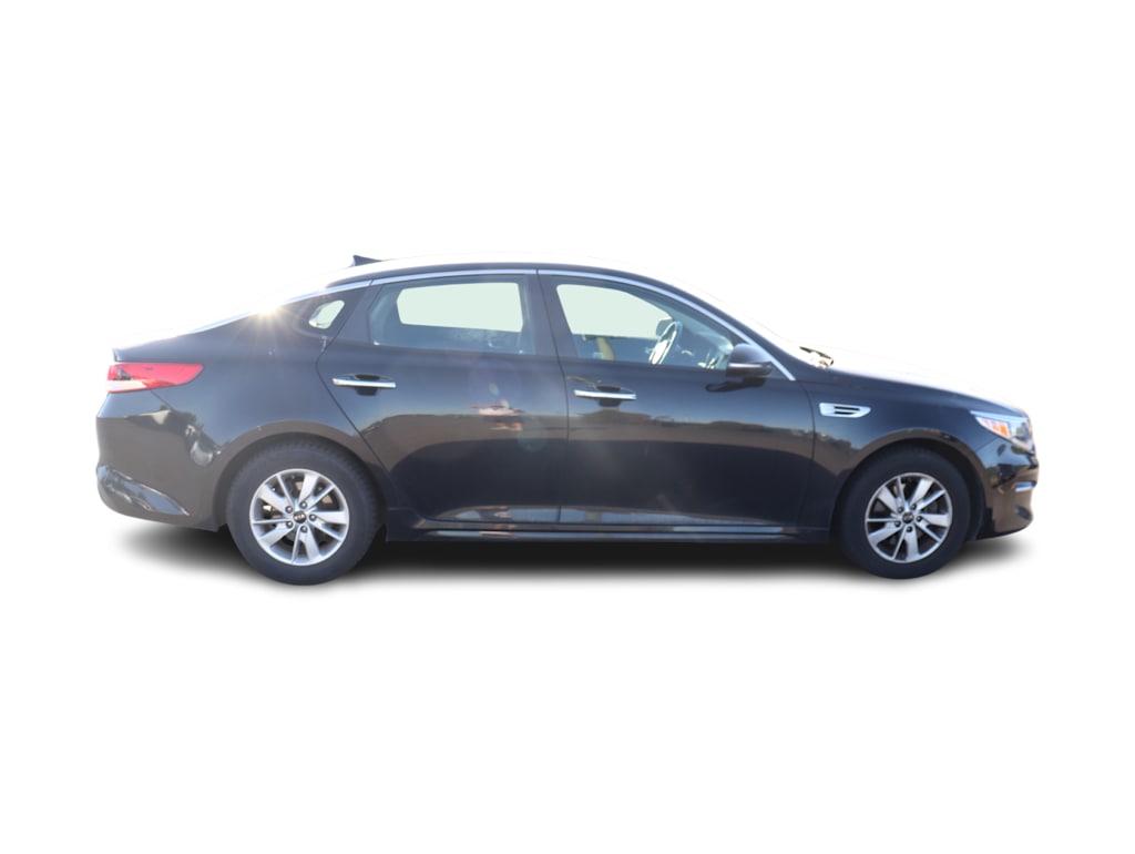 Thumbnail: 2016 Kia Optima - 10