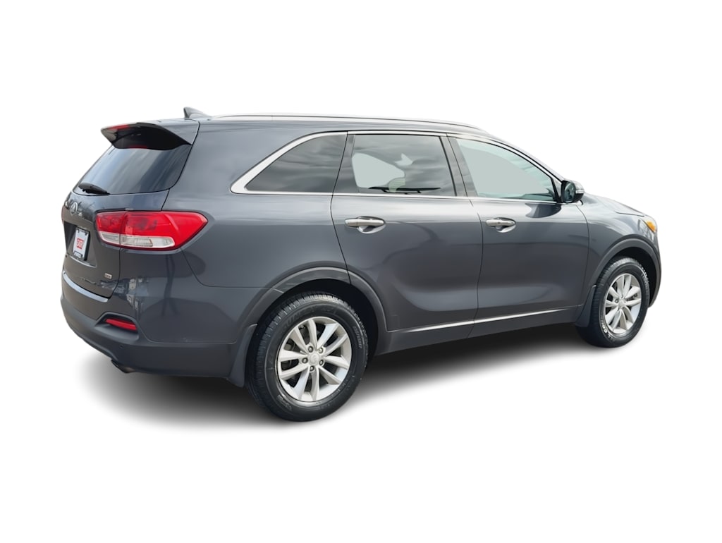 Thumbnail: 2017 Kia Sorento - 23