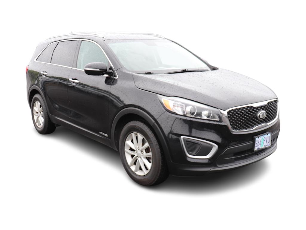 Thumbnail: 2017 Kia Sorento - 9