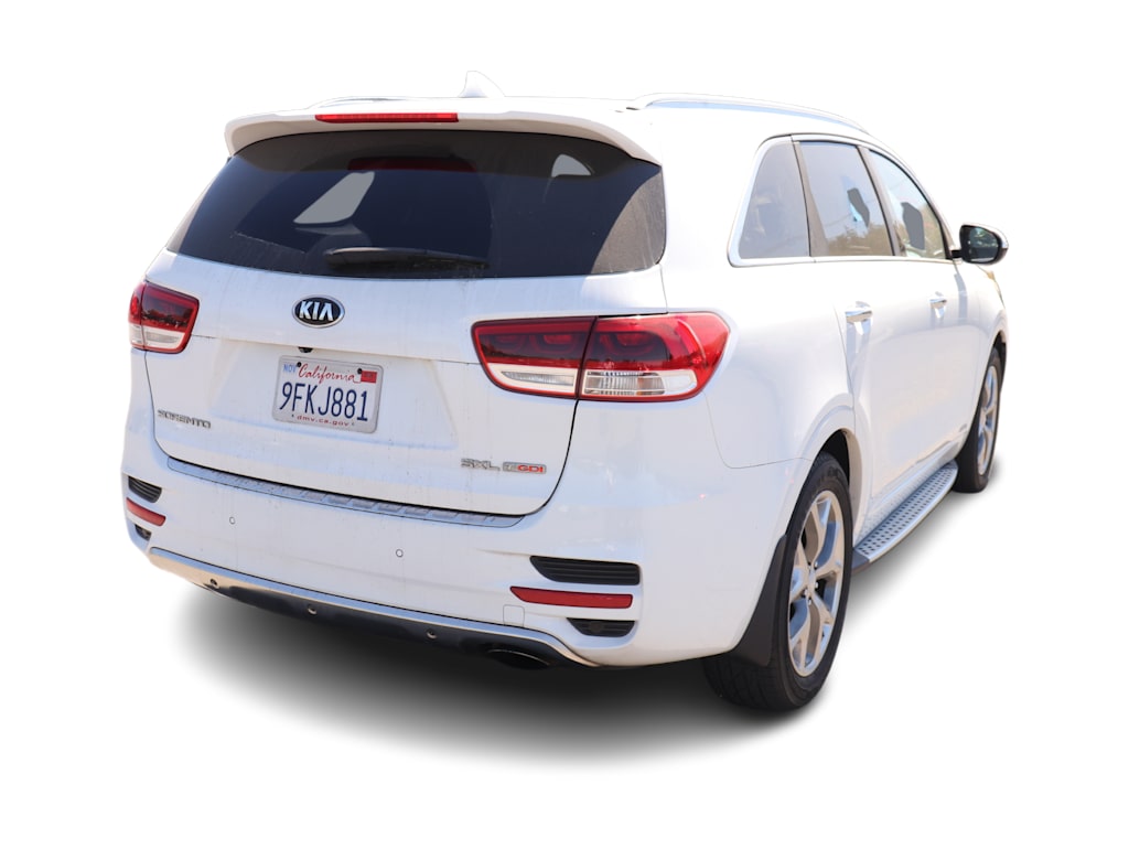 Thumbnail: 2016 Kia Sorento - 11