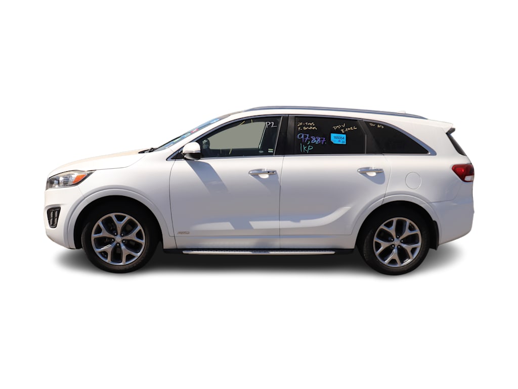 Thumbnail: 2016 Kia Sorento - 3