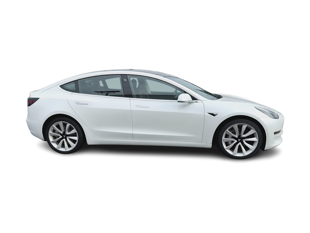 Thumbnail: 2019 Tesla Model 3 - 21