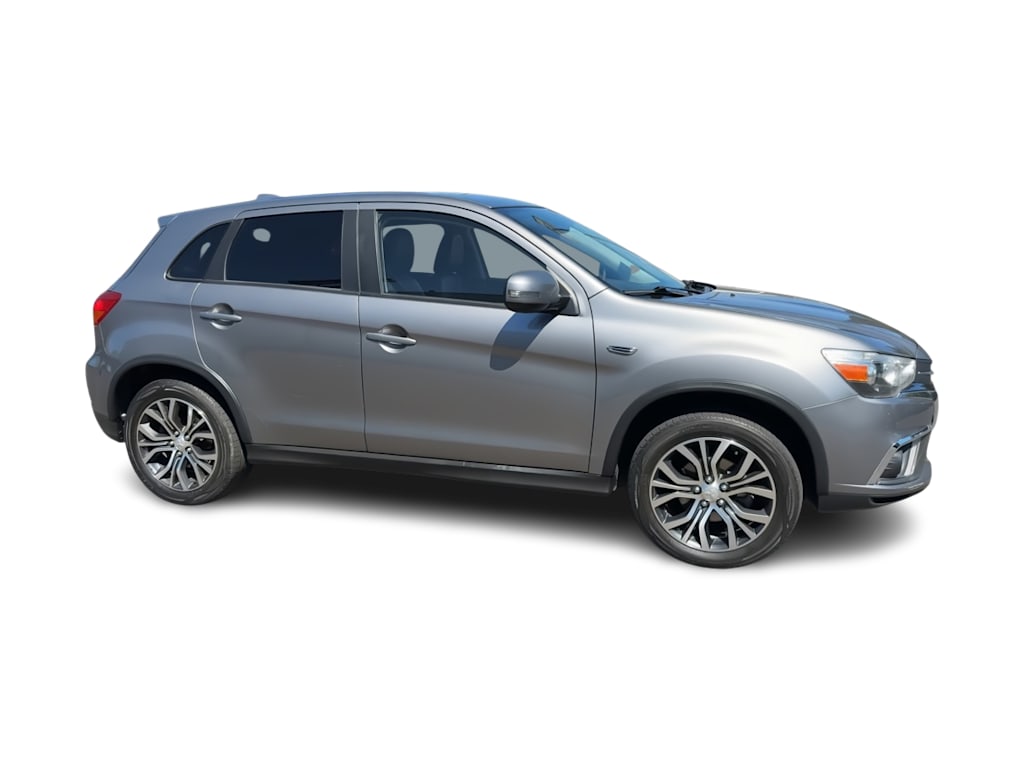 Thumbnail: 2018 Mitsubishi Outlander Sport - 24