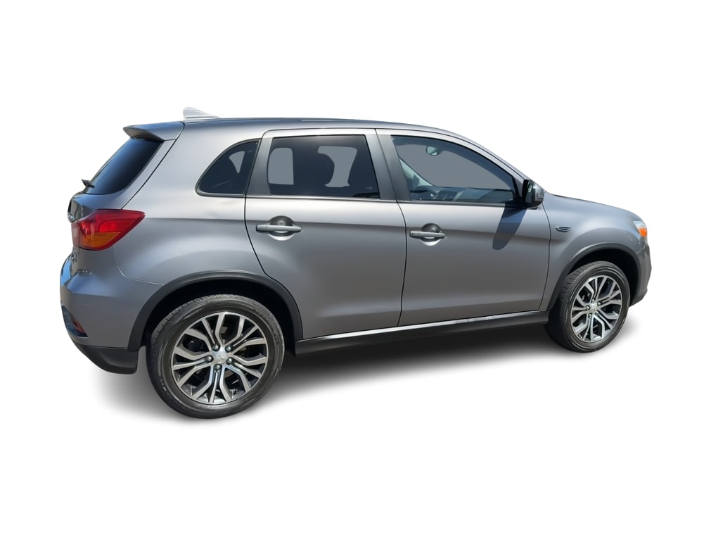 Thumbnail: 2018 Mitsubishi Outlander Sport - 23