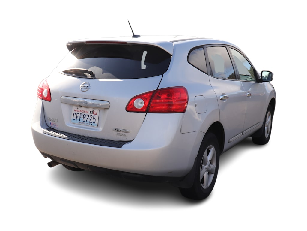 Thumbnail: 2013 Nissan Rogue - 11