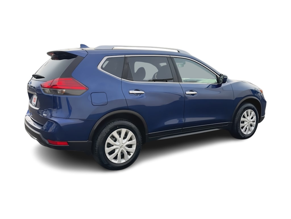 Thumbnail: 2017 Nissan Rogue - 23