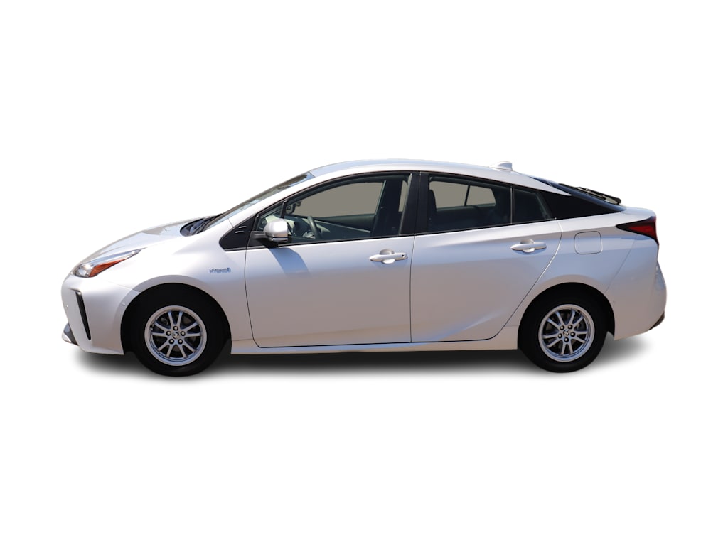 Thumbnail: 2022 Toyota Prius - 3