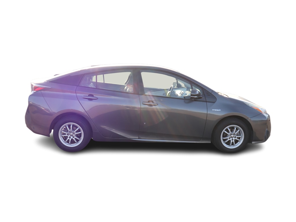 Thumbnail: 2016 Toyota Prius - 9