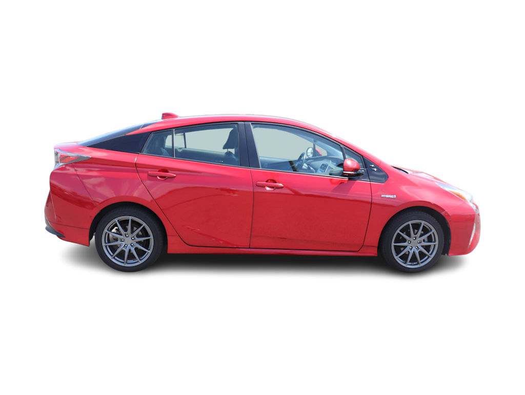 Thumbnail: 2016 Toyota Prius - 10