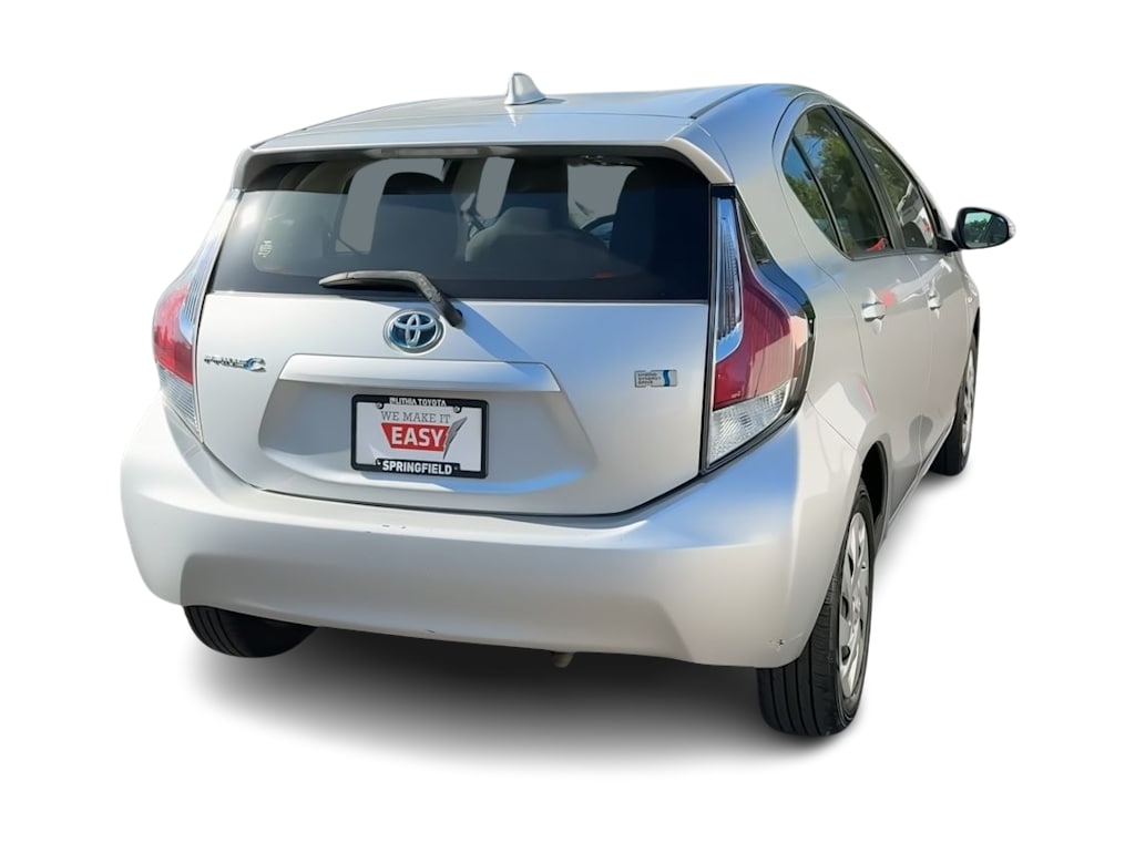 Thumbnail: 2016 Toyota Prius c - 22