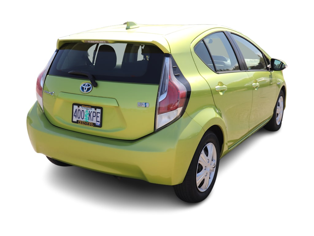 Thumbnail: 2015 Toyota Prius c - 11