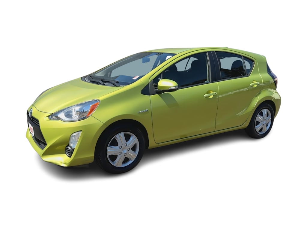 Thumbnail: 2015 Toyota Prius c - 3