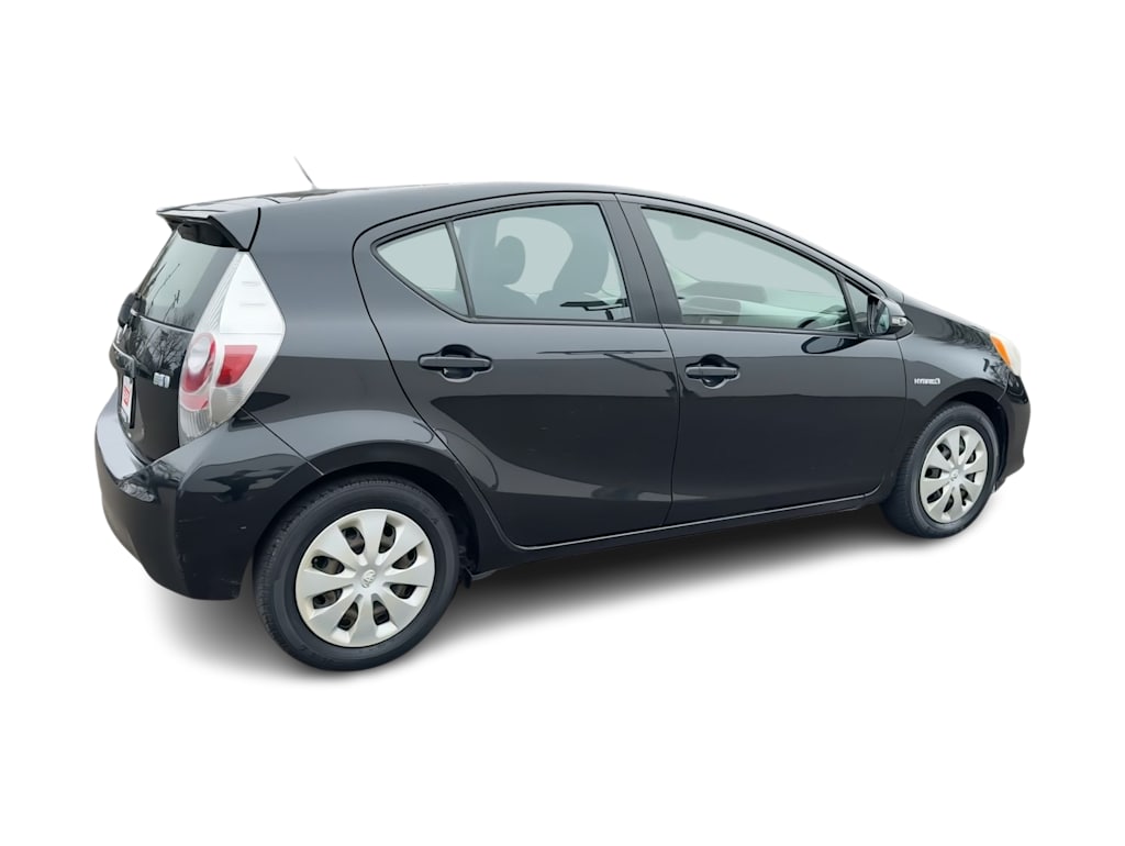 2012 Toyota Prius c Two 22