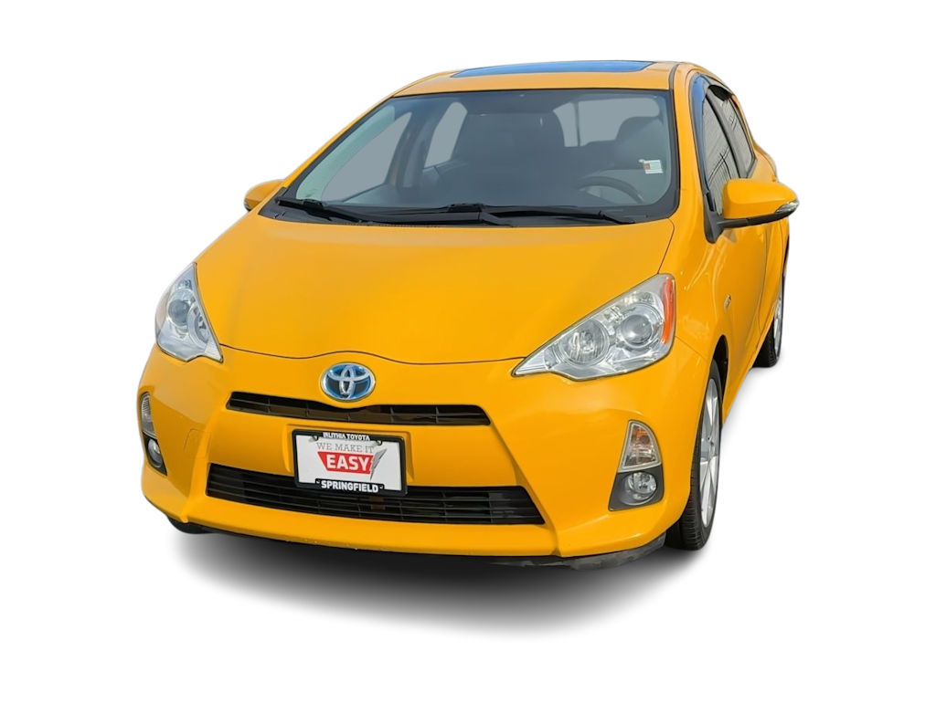 2014 Toyota Prius c Four 5