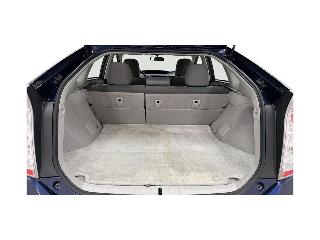 Thumbnail: 2015 Toyota Prius - 17