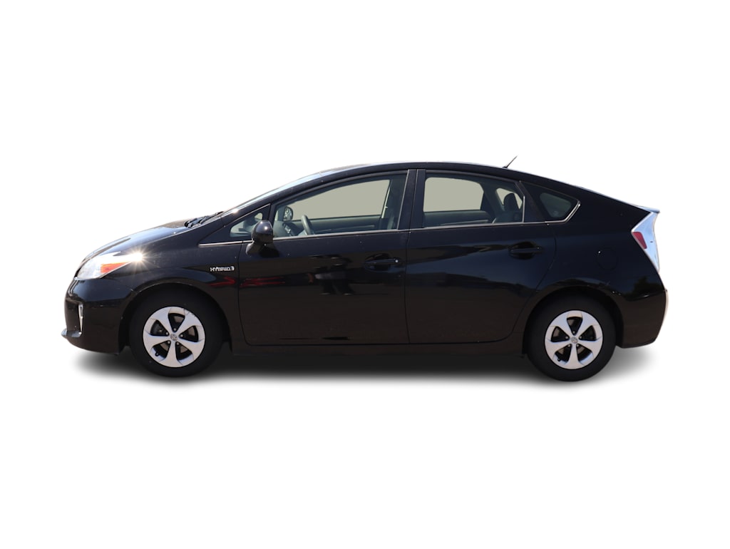 Thumbnail: 2015 Toyota Prius - 3