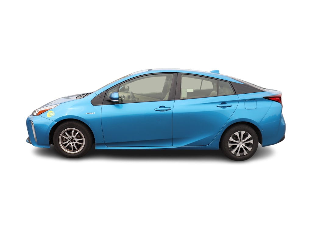 Thumbnail: 2021 Toyota Prius - 3