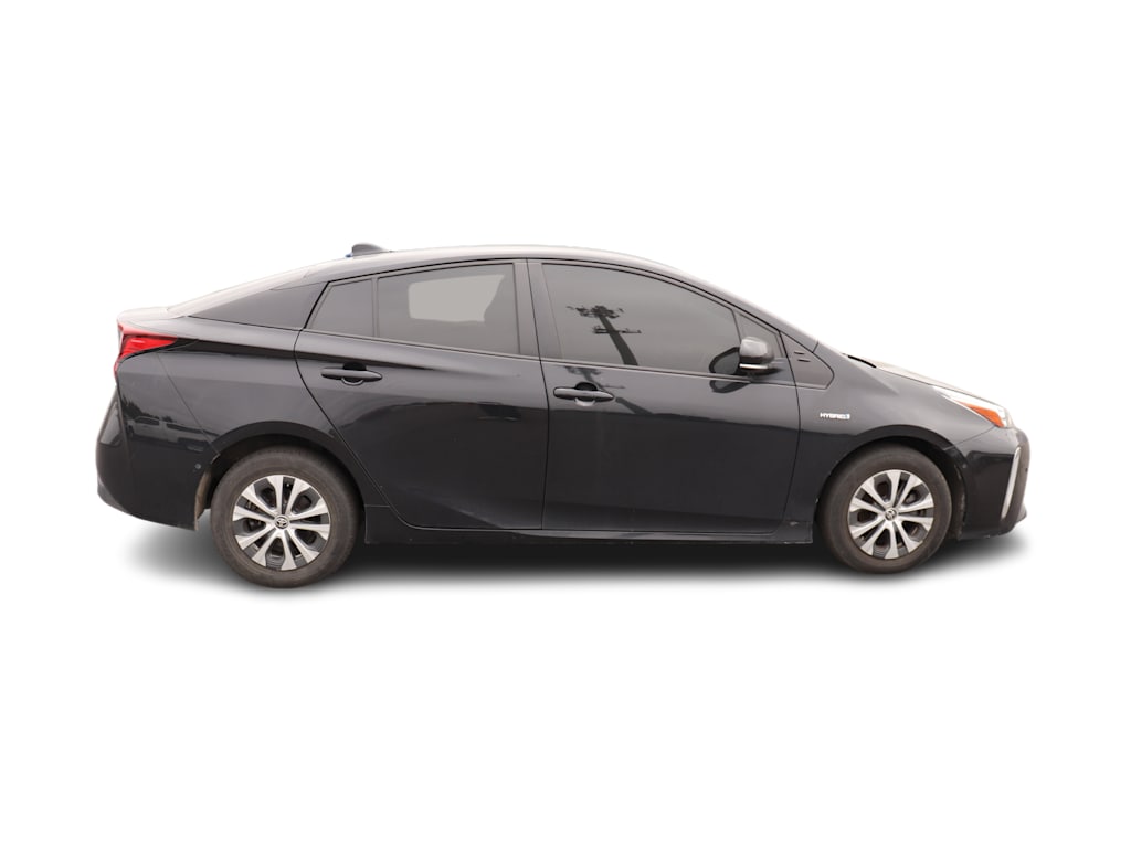 Thumbnail: 2021 Toyota Prius - 10