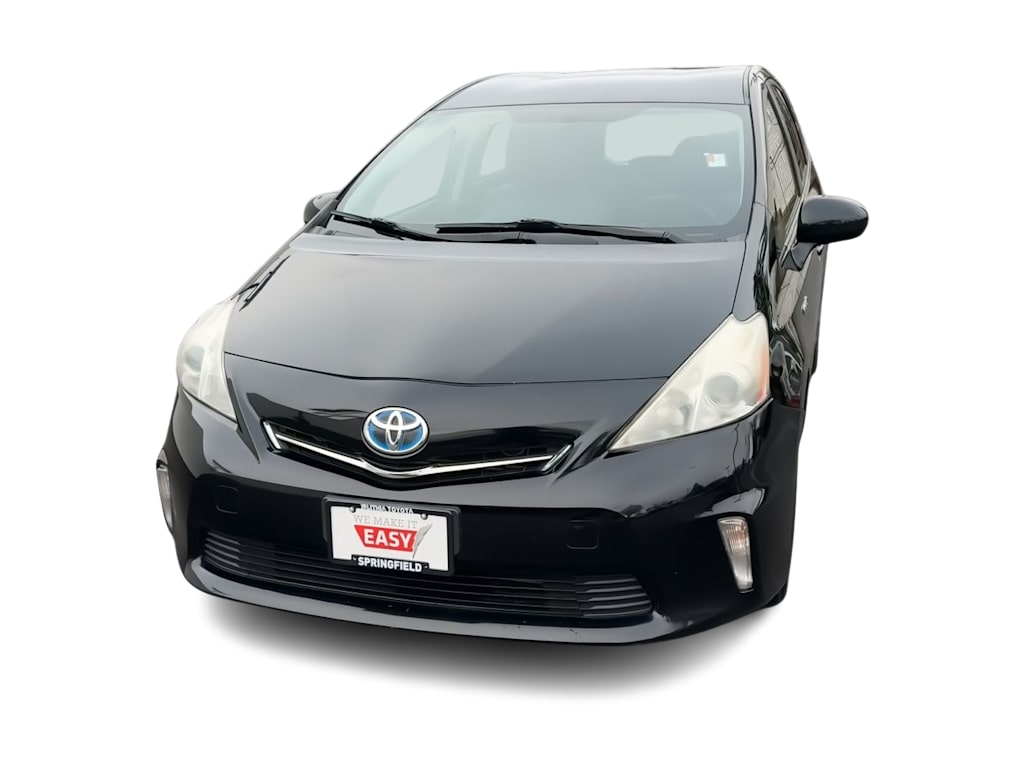 2012 Toyota Prius v Two 4