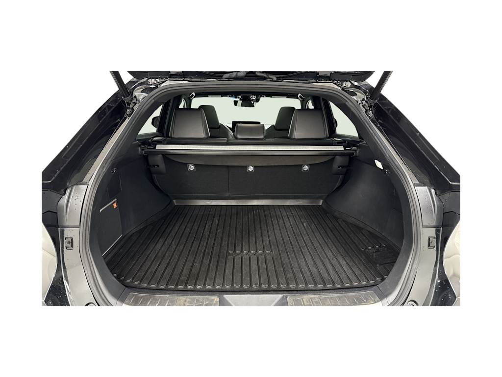 Thumbnail: 2023 Toyota Venza - 18