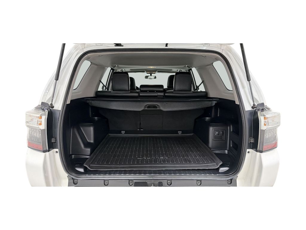 Thumbnail: 2015 Toyota 4Runner - 17