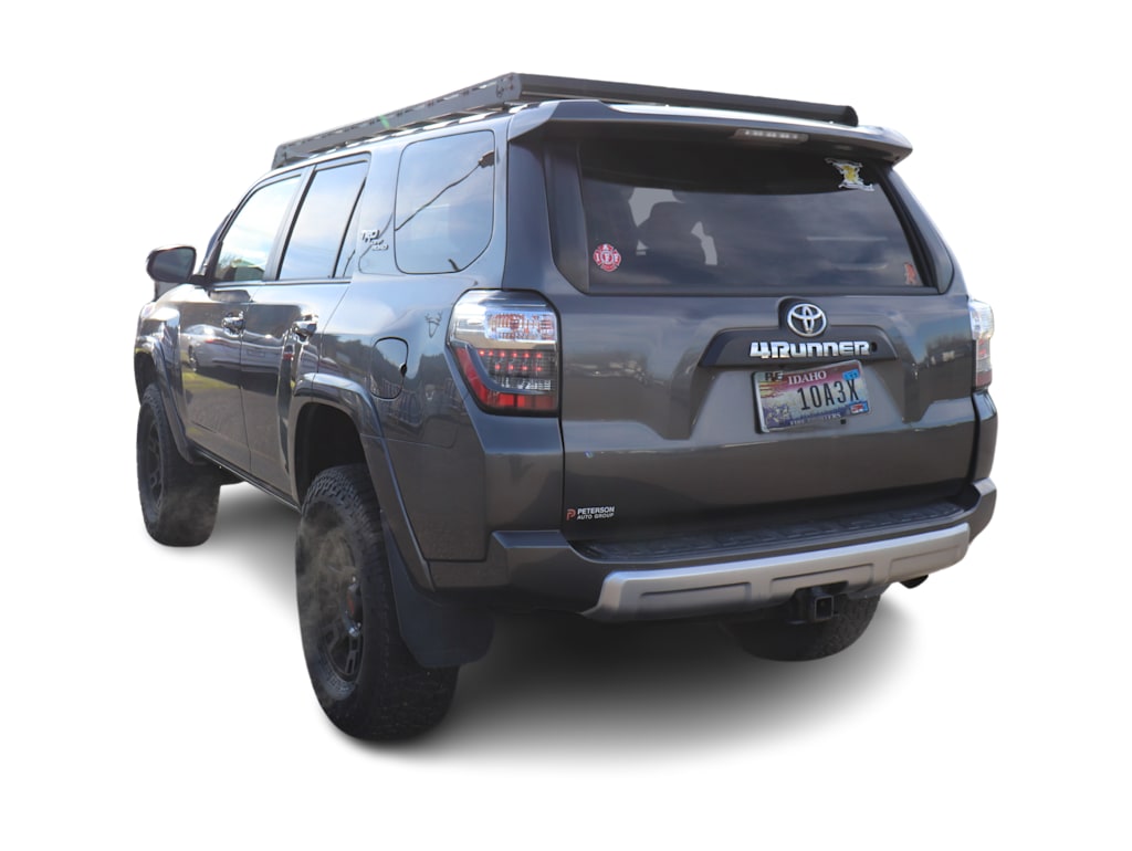 Thumbnail: 2018 Toyota 4Runner - 3