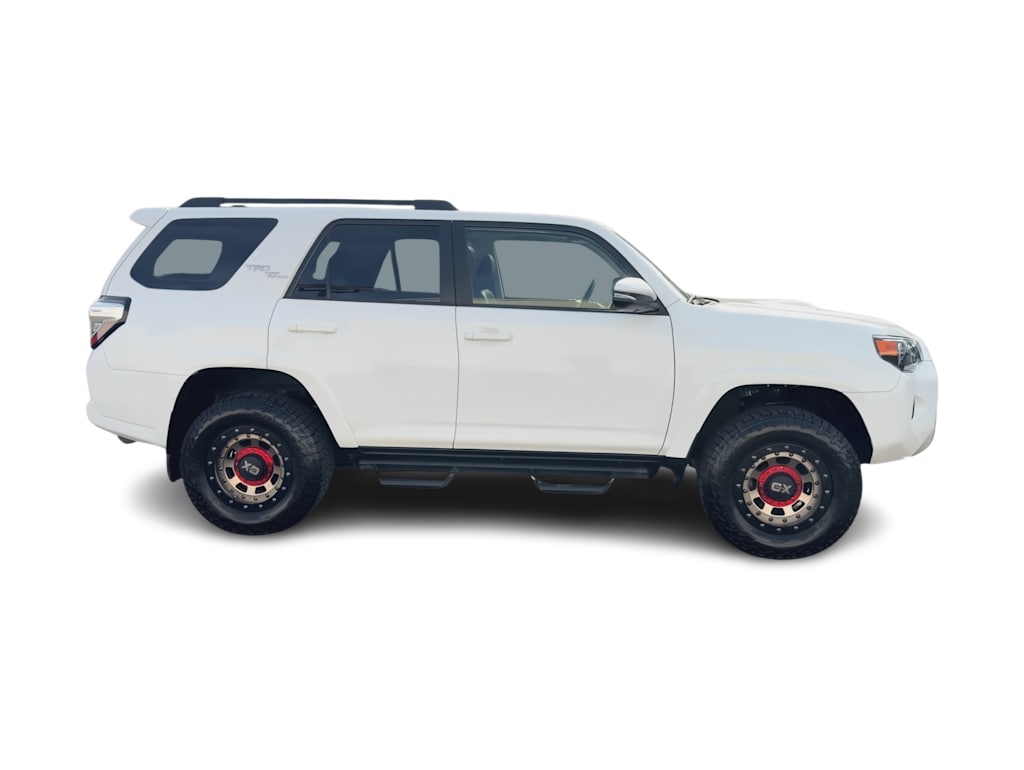 Thumbnail: 2020 Toyota 4Runner - 25